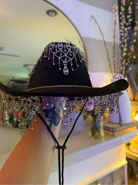 Black Crystal Fringe Cowboy Hat - Women's Fashion Accessory
